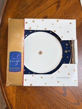 Sakura Galaxy Holiday Dinnerware Set of 4 Blue Salad Plates 14K Gold Stars NOS